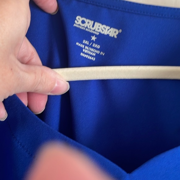 Scrub set - Picture 3 of 5